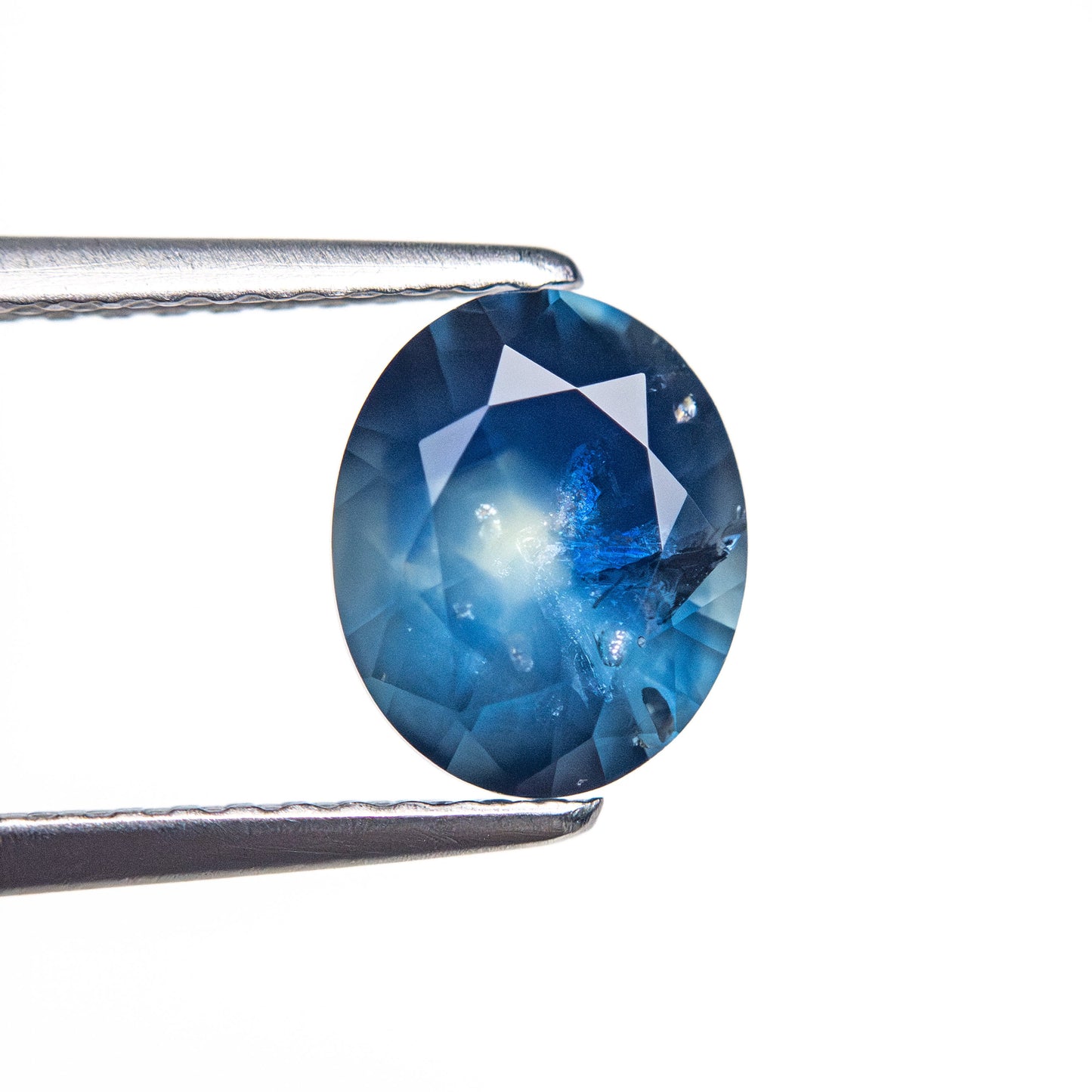 1.73ct 7.90x6.49x4.61mm Oval Brilliant Sapphire 26525-08