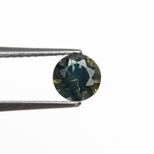 0.70ct 5.16x5.10x3.61mm Round Brilliant Sapphire 26526-08
