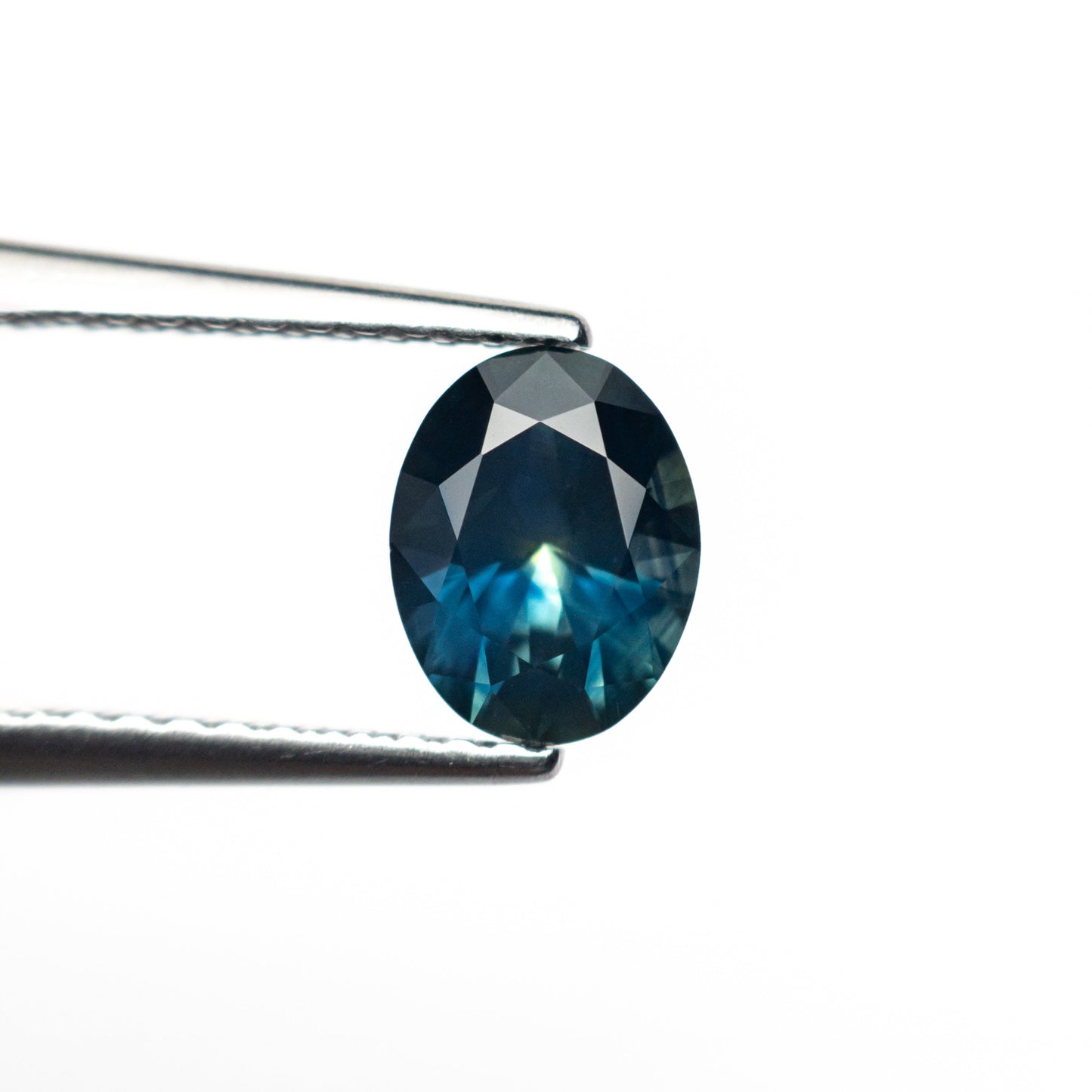 0.99ct 6.81x5.28x3.72mm Oval Brilliant Sapphire 26527-22