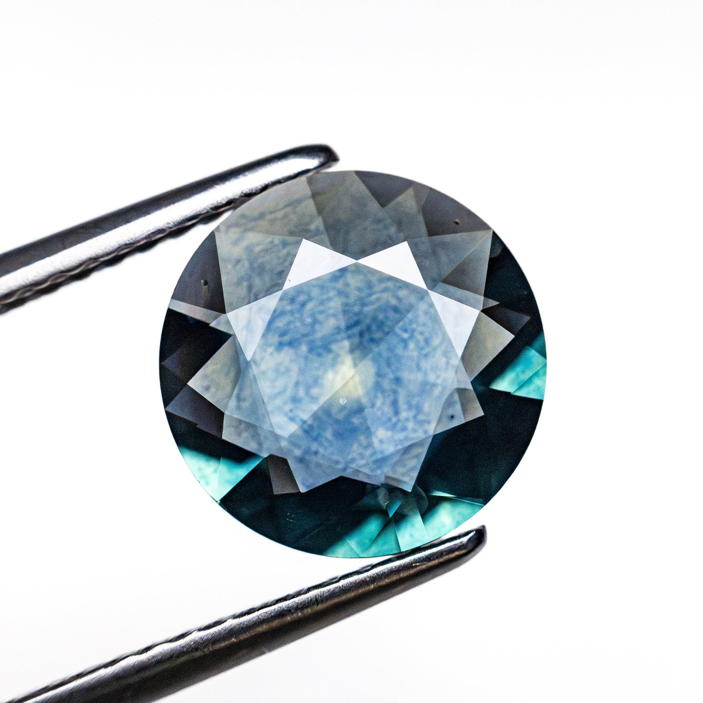 2.36ct 9.27x9.31x3.28mm Round Brilliant Sapphire 26583-01