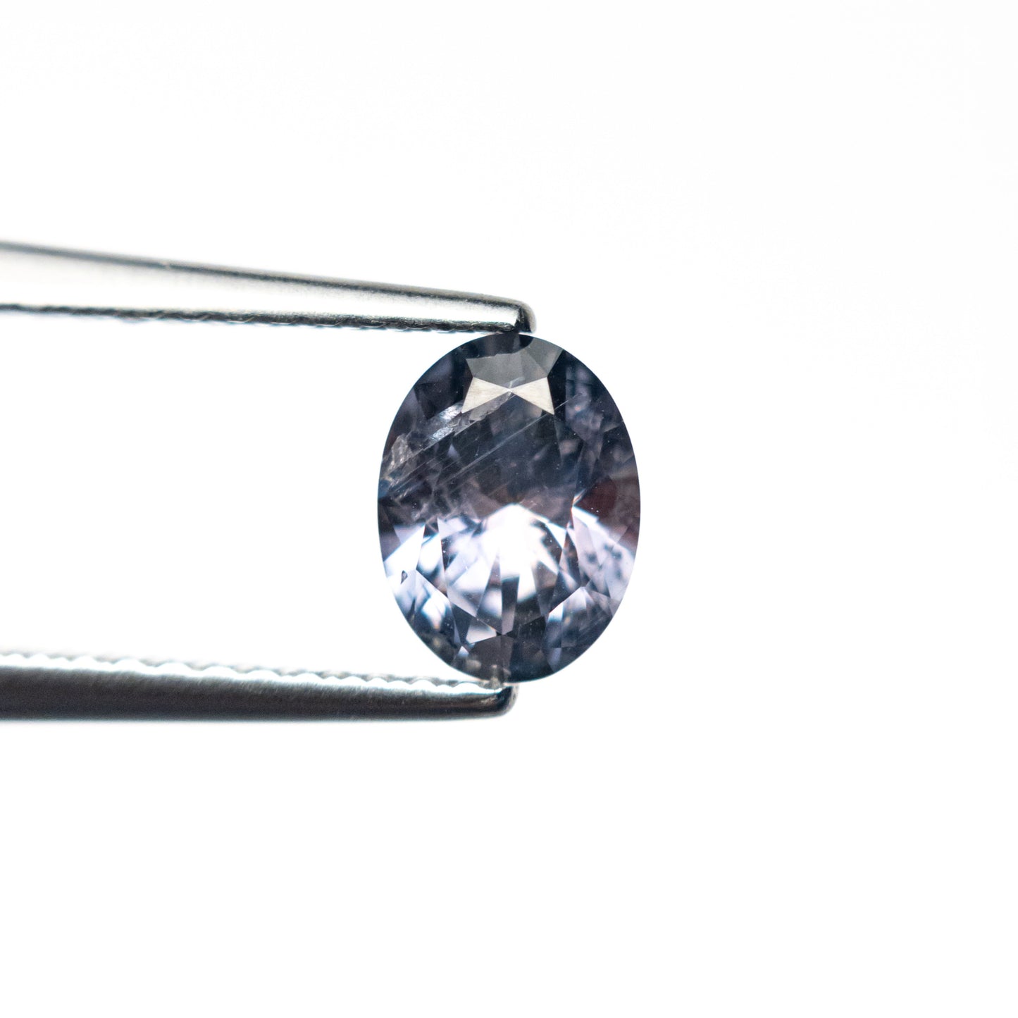0.83ct 6.52x4.93x3.44mm Oval Brilliant Sapphire 26668-07