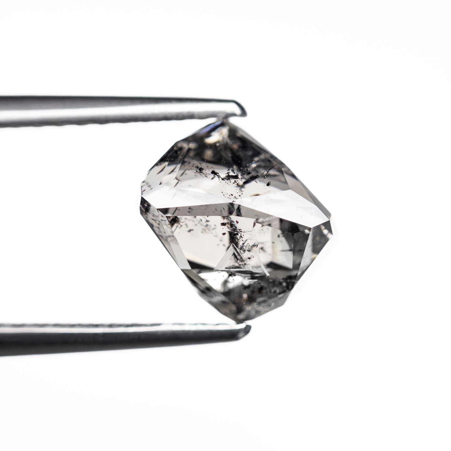 2.54ct 8.31x7.86x6.03mm Octahedron 🇨🇦 26867-01