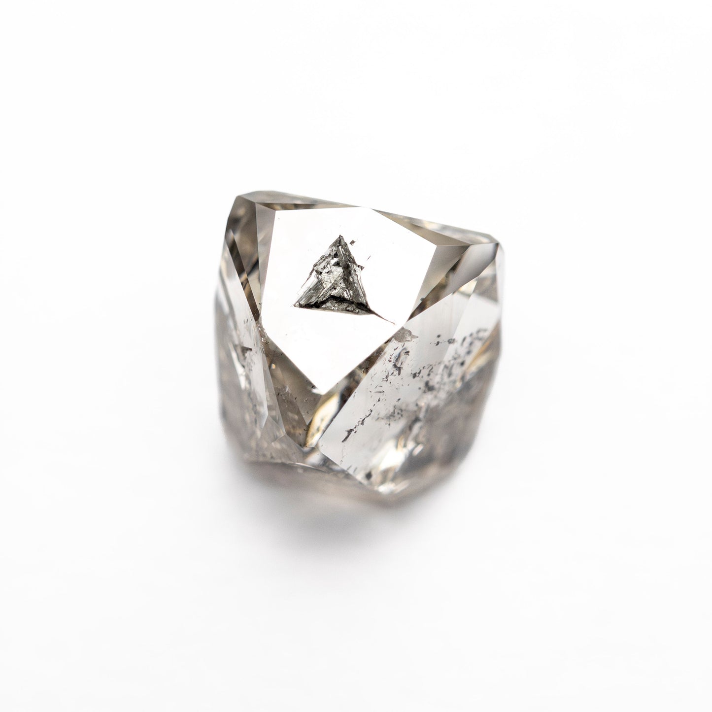 3.22ct 9.01x8.10x7.15mm Octahedron 🇨🇦 26869-01