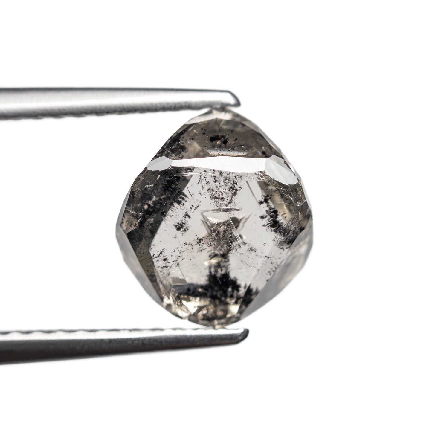 2.83ct 8.25x8.16x4.09mm Octahedron 🇨🇦 26870-01