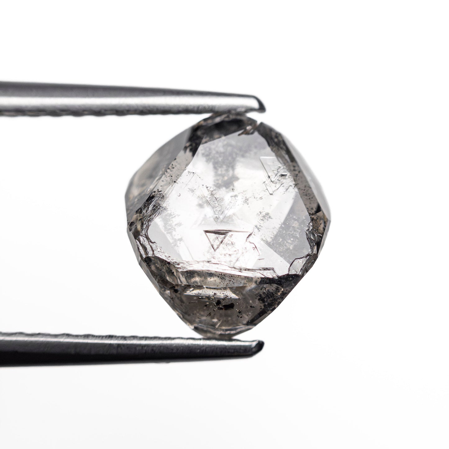 2.83ct 8.25x8.16x4.09mm Octahedron 🇨🇦 26870-01