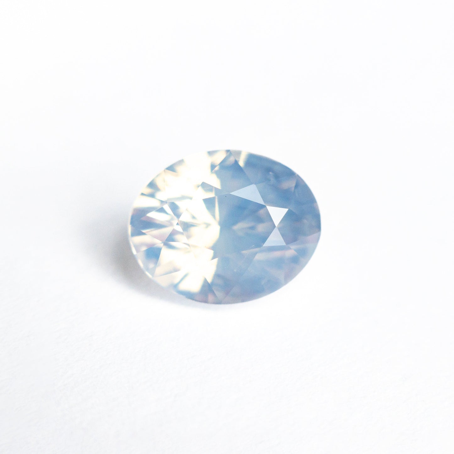 2.11ct 8.21x6.61x5.01mm Oval Brilliant Sapphire 27186-01