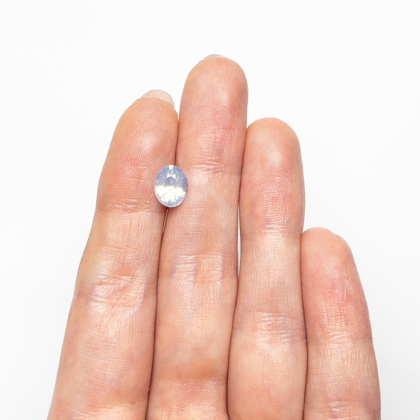 2.11ct 8.21x6.61x5.01mm Oval Brilliant Sapphire 27186-01