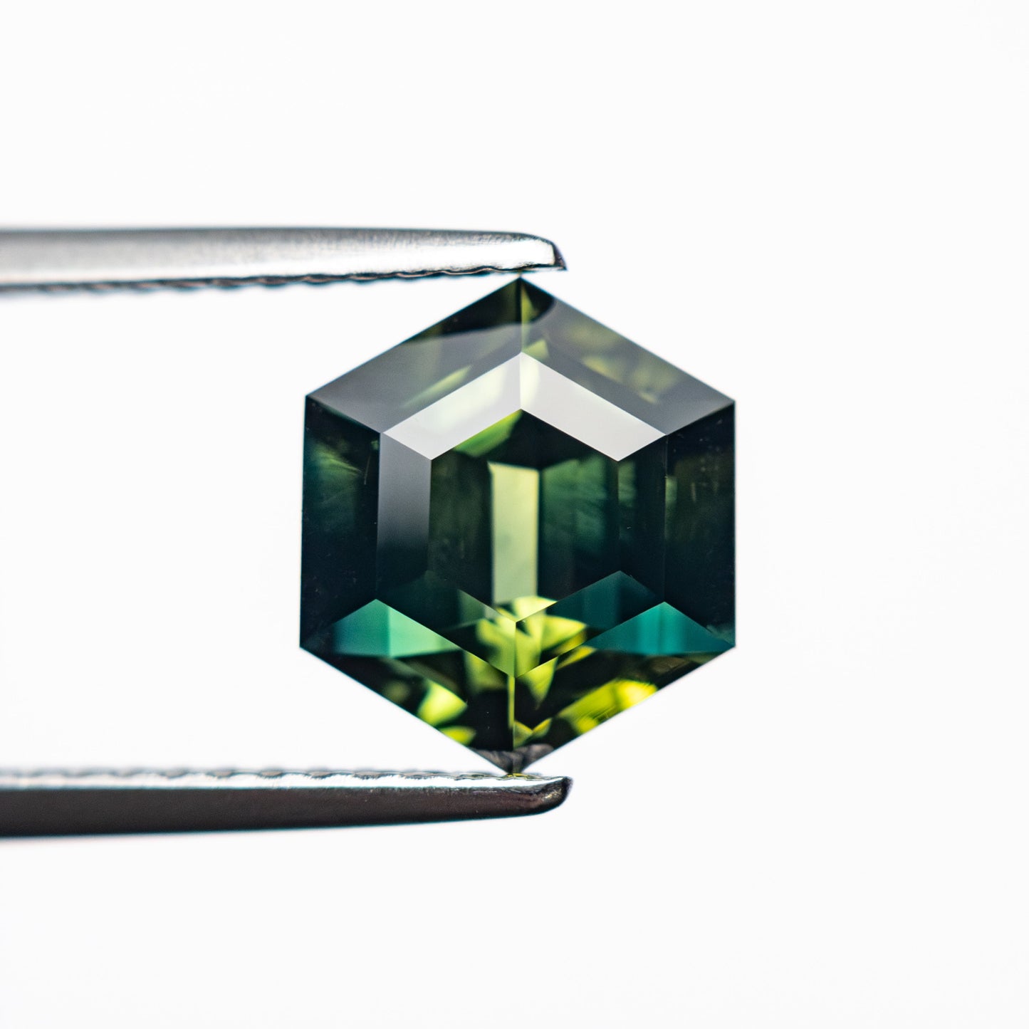 2.06ct 8.69x7.62x4.17mm Hexagon Step Cut Sapphire 27321-02