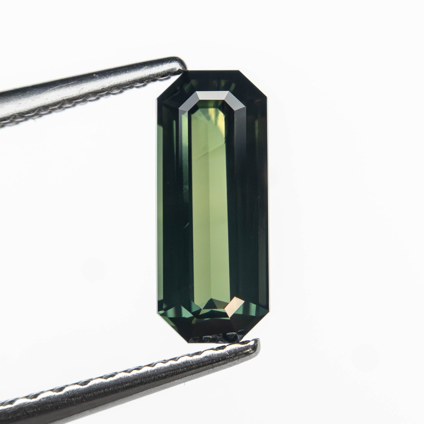 1.09ct 9.35x3.86x2.69mm Cut Corner Rectangle Step Cut Sapphire 27329-02