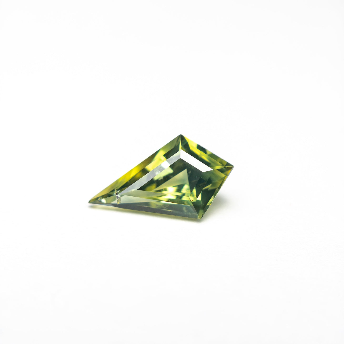 0.60ct 8.29x4.45x3.00mm Kite Step Cut Sapphire 27336-17