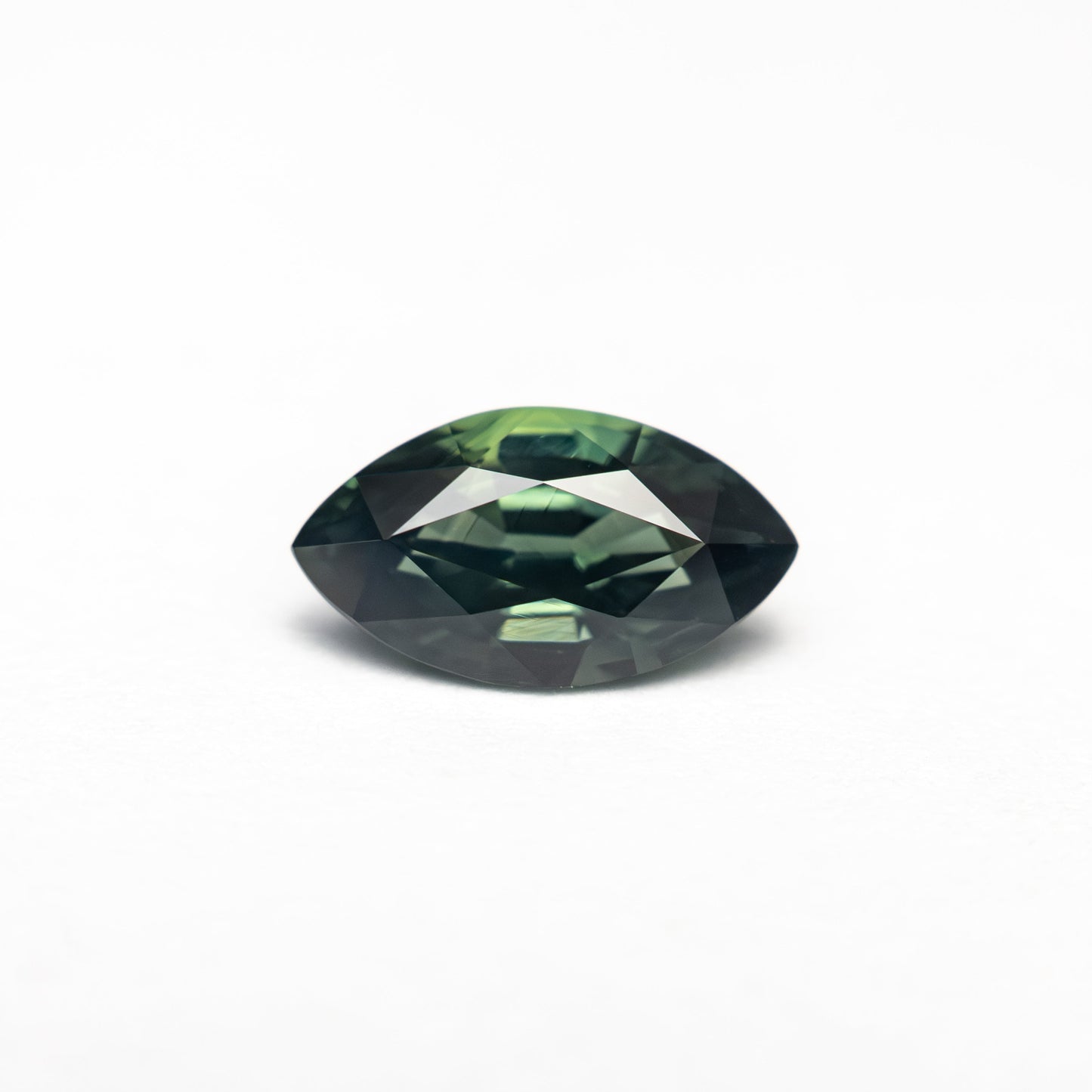 0.94ct 8.11x4.57x3.46m Marquise Brilliant Sapphire 27344-01