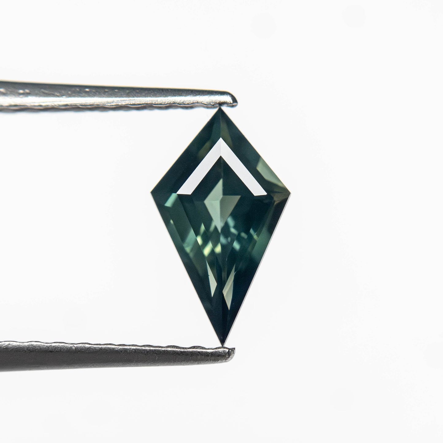 0.58ct 8.45x4.89x2.73mm Kite Step Cut Sapphire 27363-18