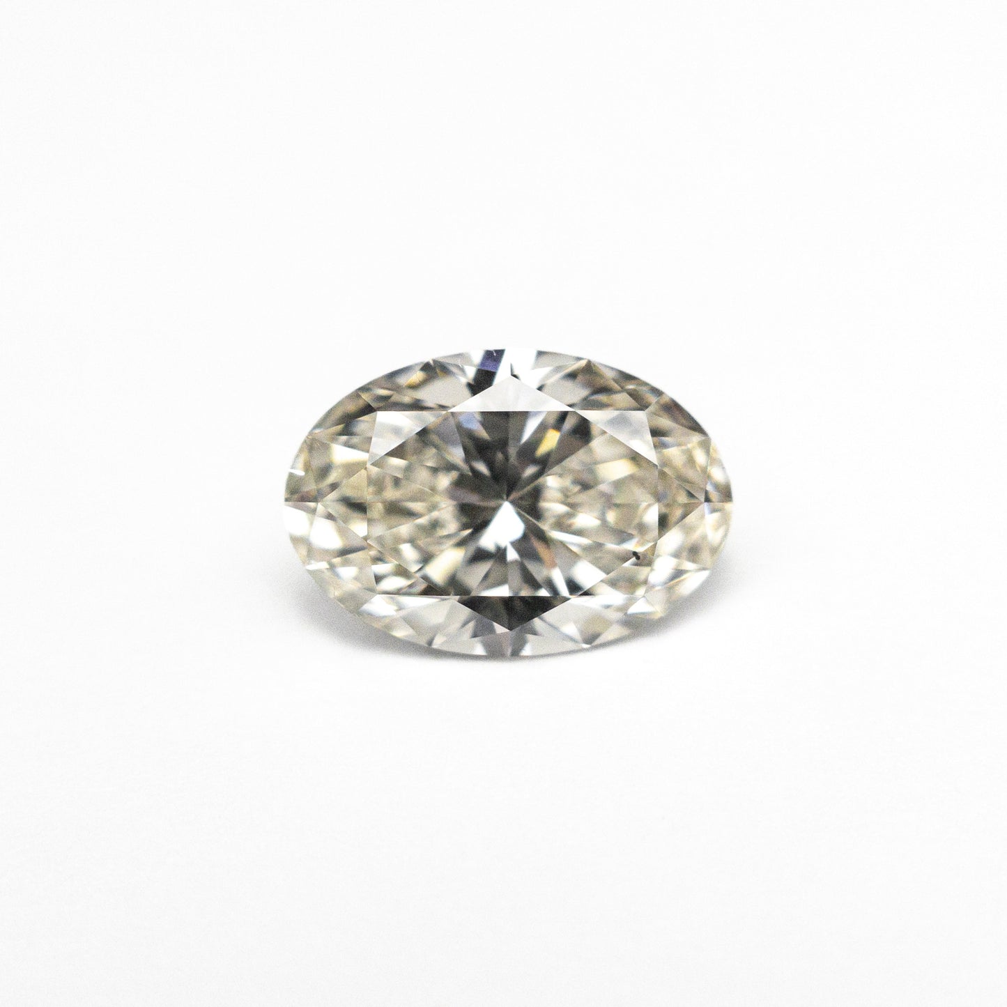 1.00ct 8.08x5.54x3.48mm SI1 N Oval Brilliant 27376-03