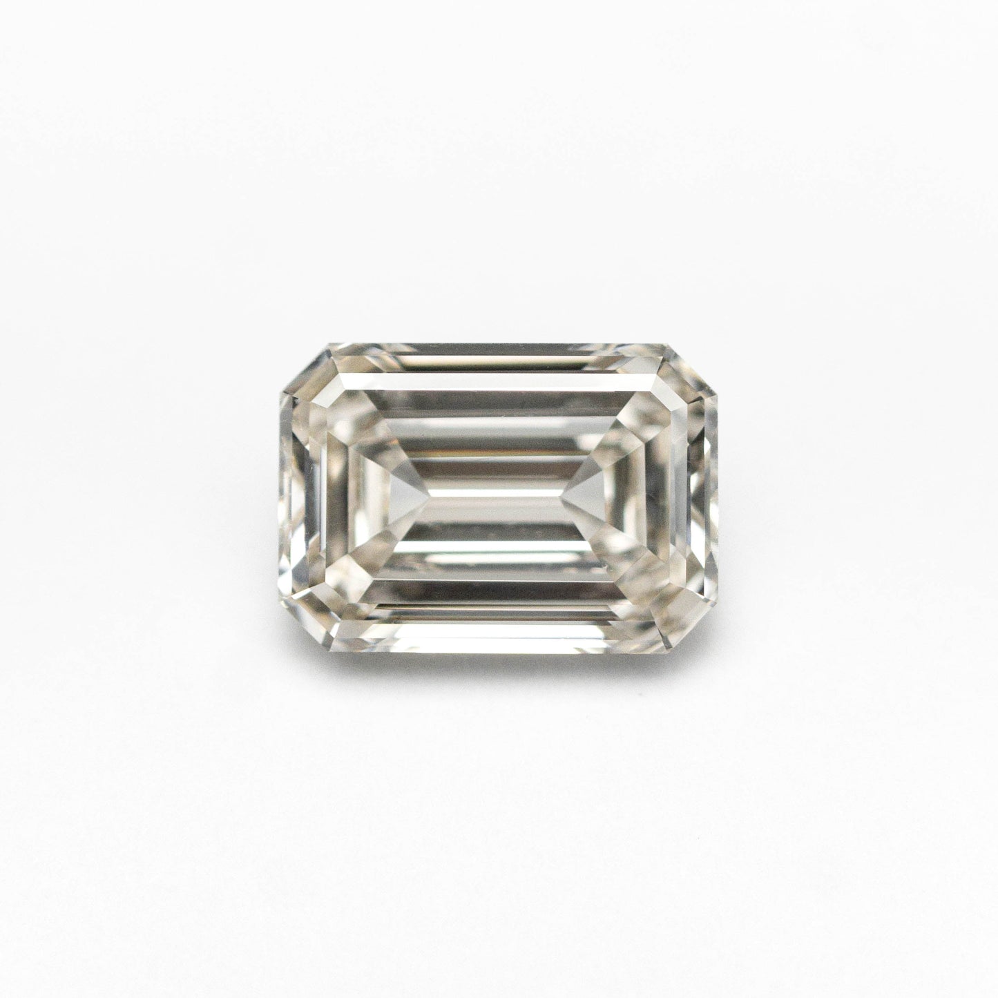 1.00ct 6.86x4.84x2.86mm VS1 L Cut Corner Rectangle Step Cut 27376-08