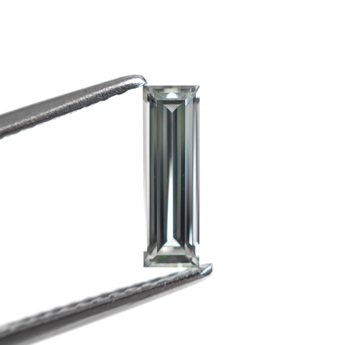 0.59ct 9.05x2.80x2.00mm Baguette Step Cut Sapphire 27720-03