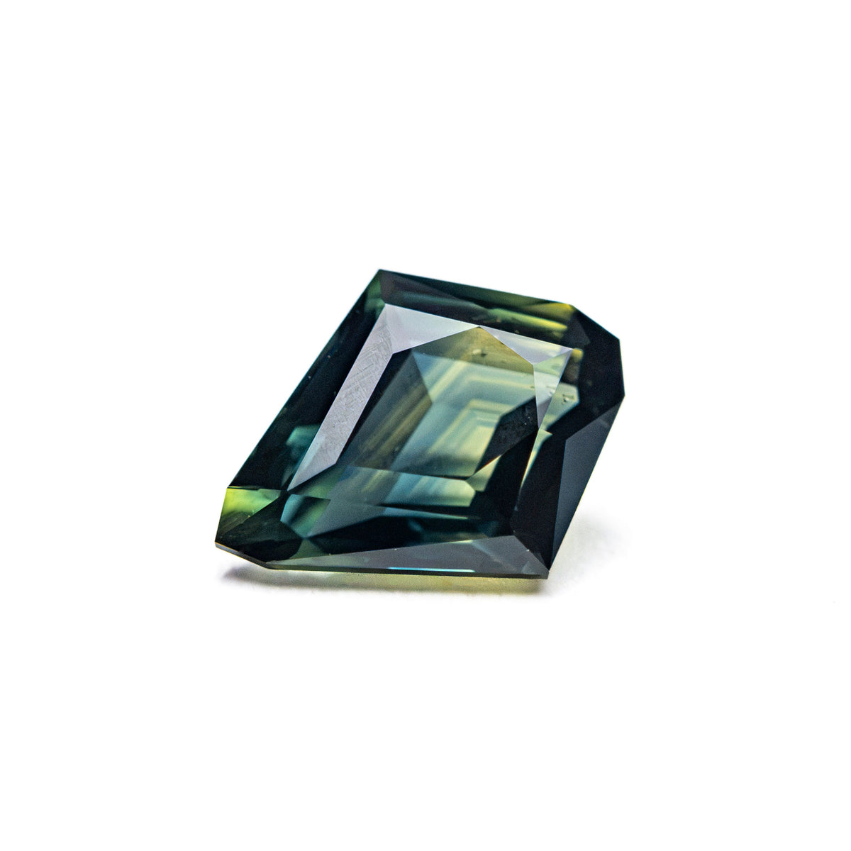 1.50ct 8.96x7.13x3.58mm Kite Brilliant Sapphire 27766-03