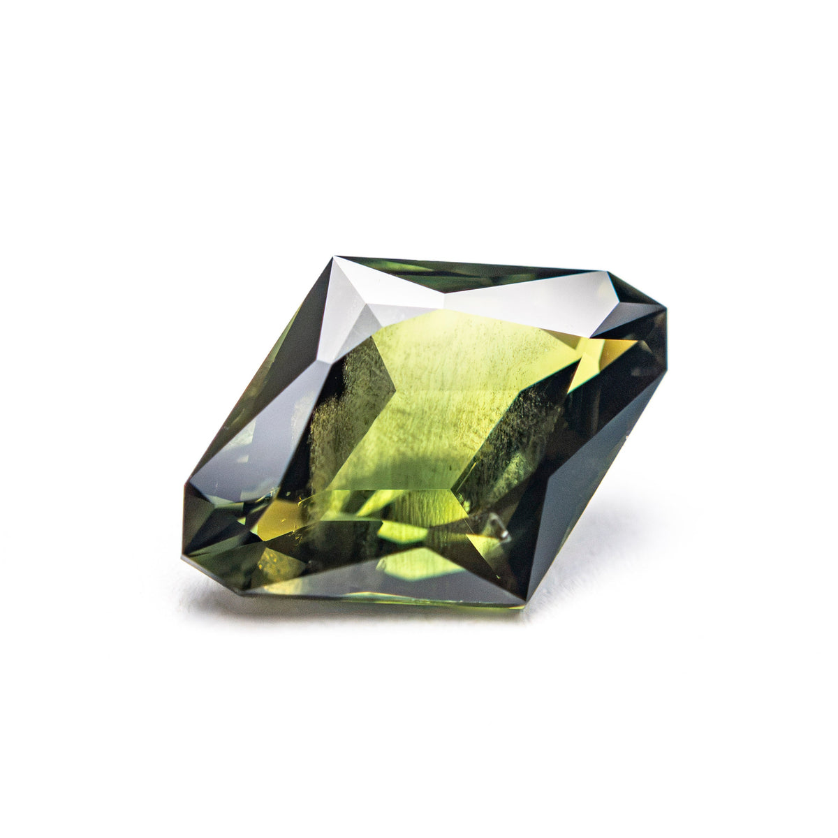 2.01ct 10.89x7.84x3.23mm Lozenge Brilliant Sapphire 27766-09