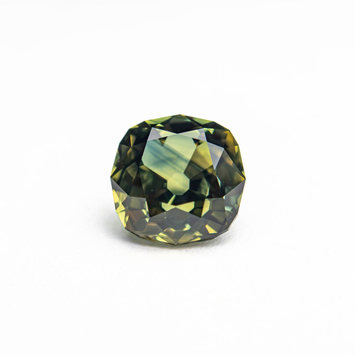 1.41ct 6.32x6.31x4.06mm Modern Antique Geo Cushion Brilliant Sapphire 27766-12