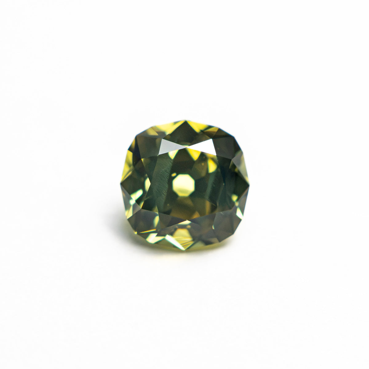 1.37ct 6.31x6.34x4.00mm Modern Antique Geo Cushion Brilliant Sapphire 27766-13