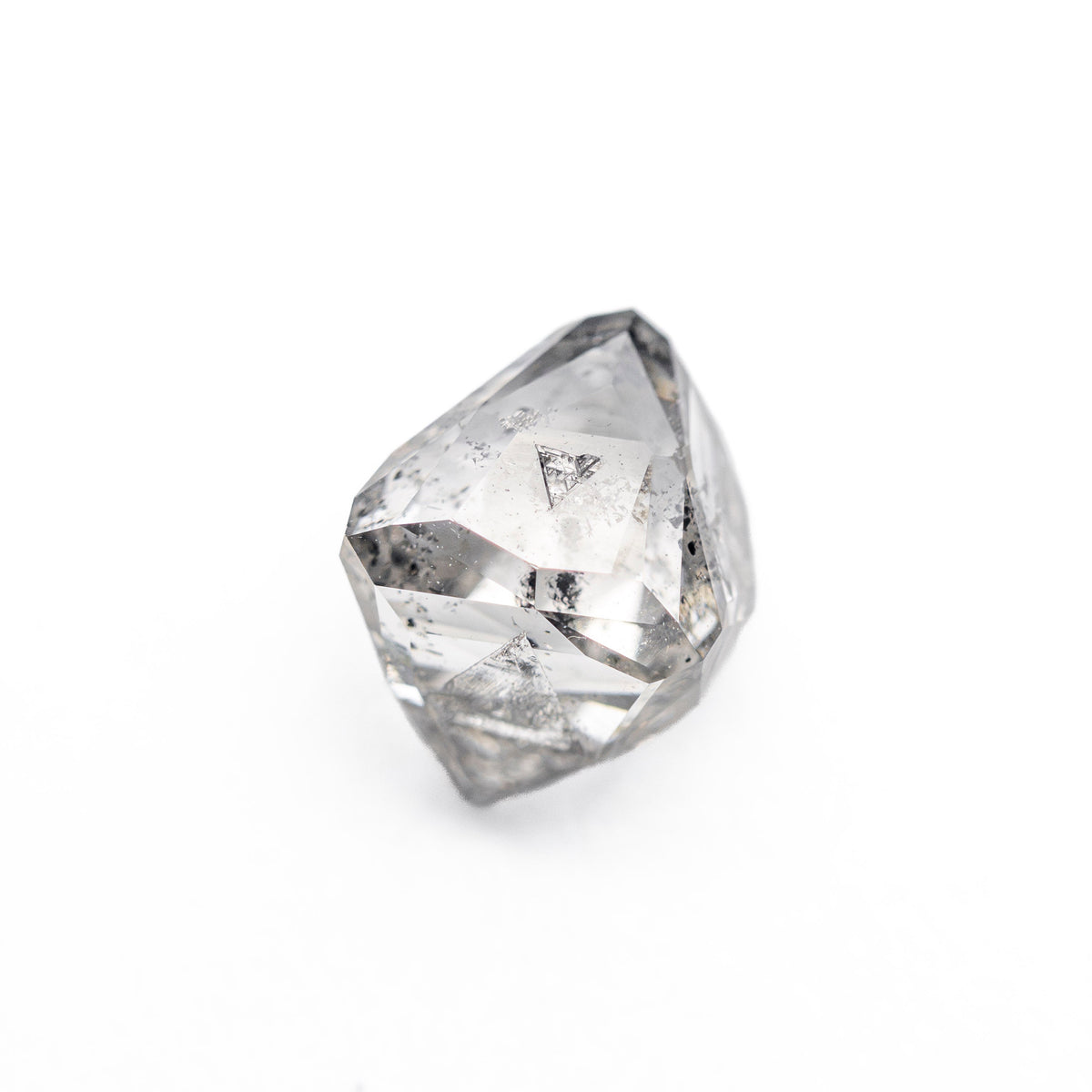 2.62ct 8.09x6.68x6.53mm Octahedron 🇨🇦 27798-02