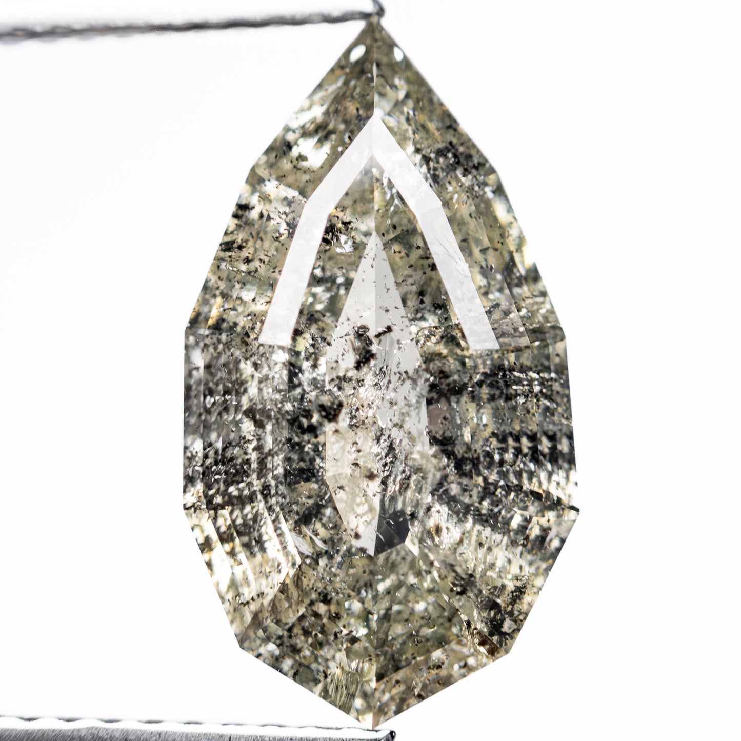 4.51ct 15.61x8.55x4.64mm Geo Pear Step Cut 27910-01