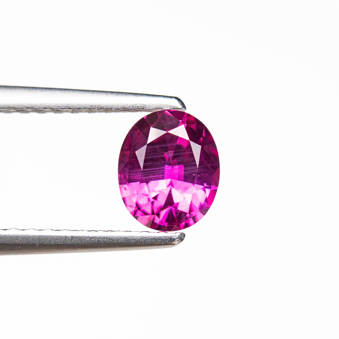 0.74ct 6.04x5.07x3.10mm Oval Brilliant Sapphire 27955-08