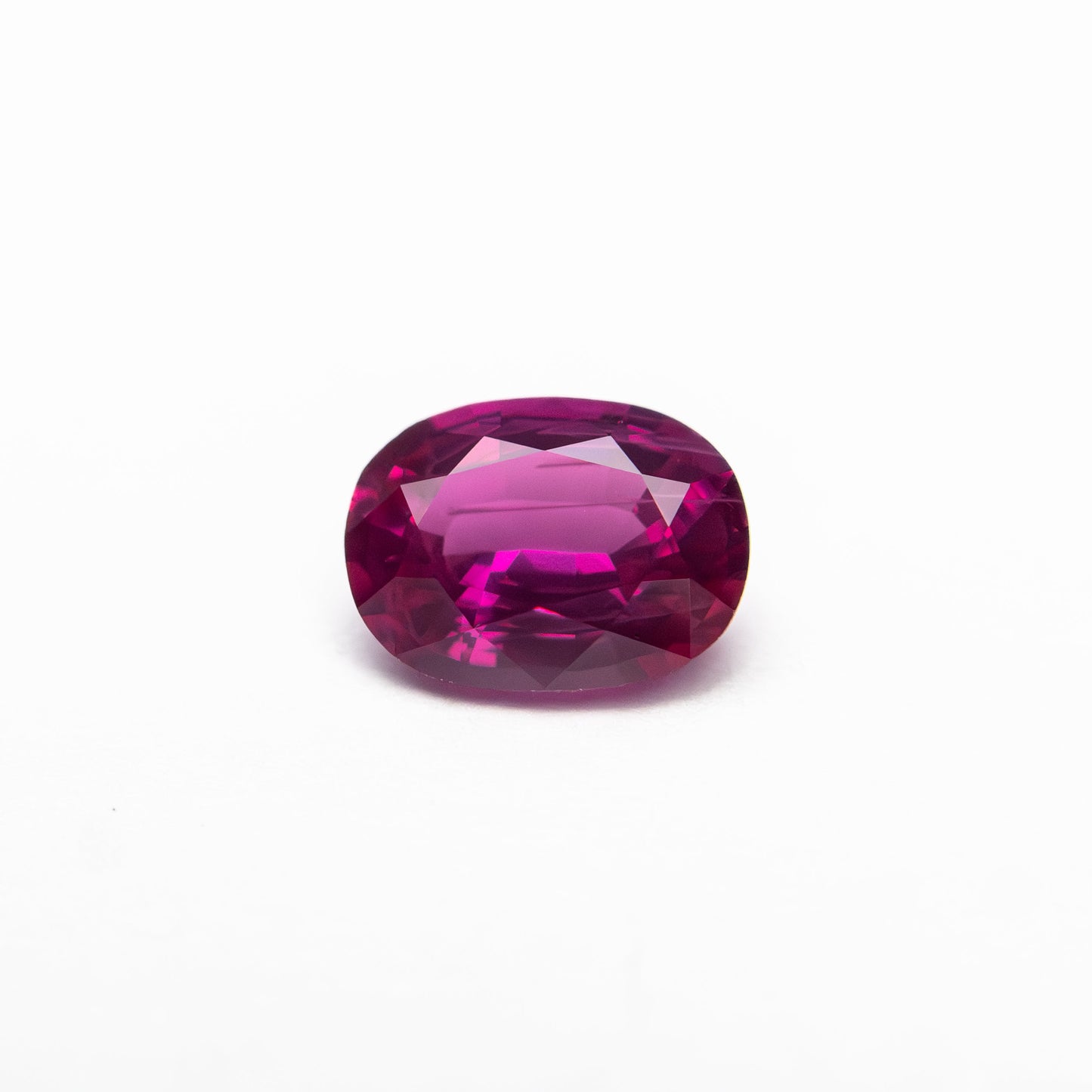 0.67ct 6.01x4.44x2.86mm Oval Brilliant Ruby 27956-23