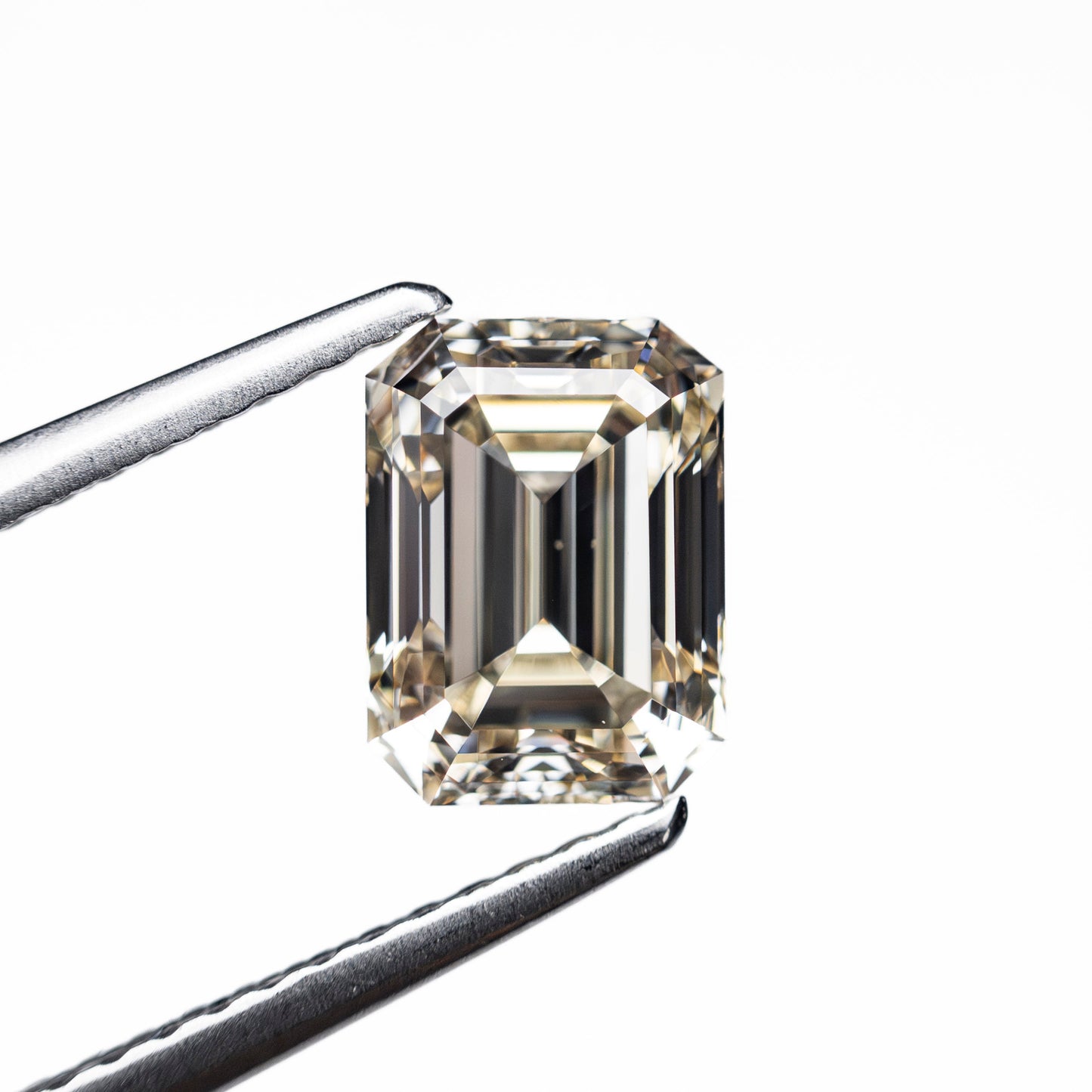 1.58ct 7.49x5.50x4.05mm SI1 Q-R Cut Corner Rectangle Step Cut 🇨🇦 27990-01