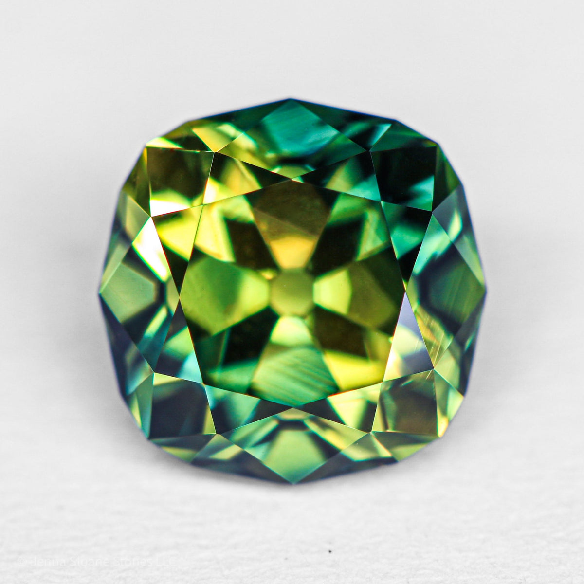 1.41ct 6.32x6.31x4.06mm Modern Antique Geo Cushion Brilliant Sapphire 27766-12