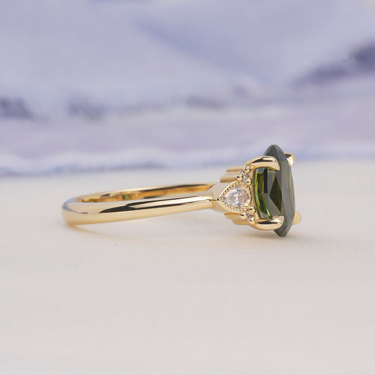Green Sapphire Meadow Ring