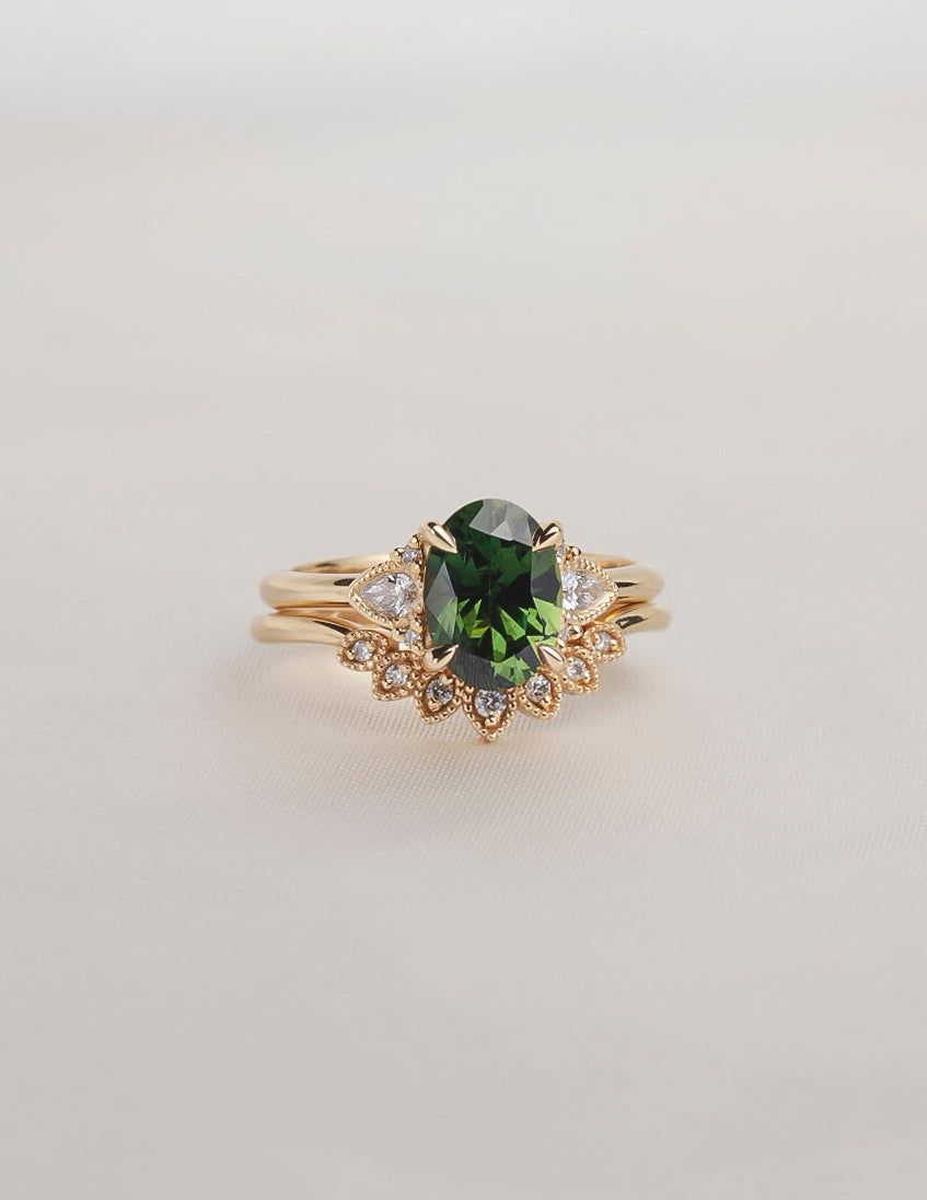 Green Sapphire Meadow Ring