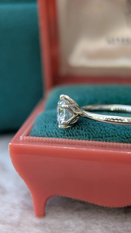 Tulip 6 Prong Round Setting