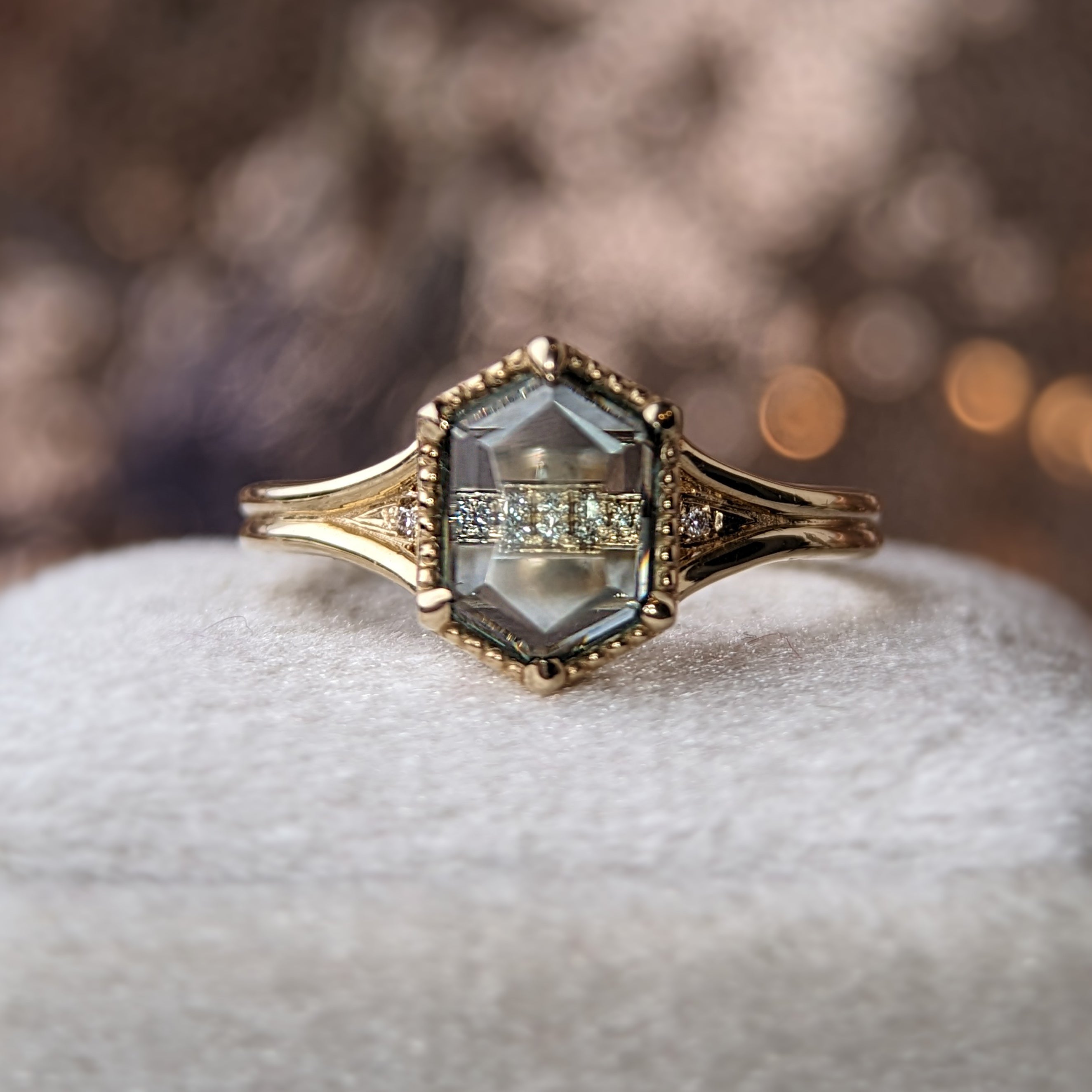 Vintage Style Lab-Grown Diamond Engagement Ring | Linara Custom Jewellery