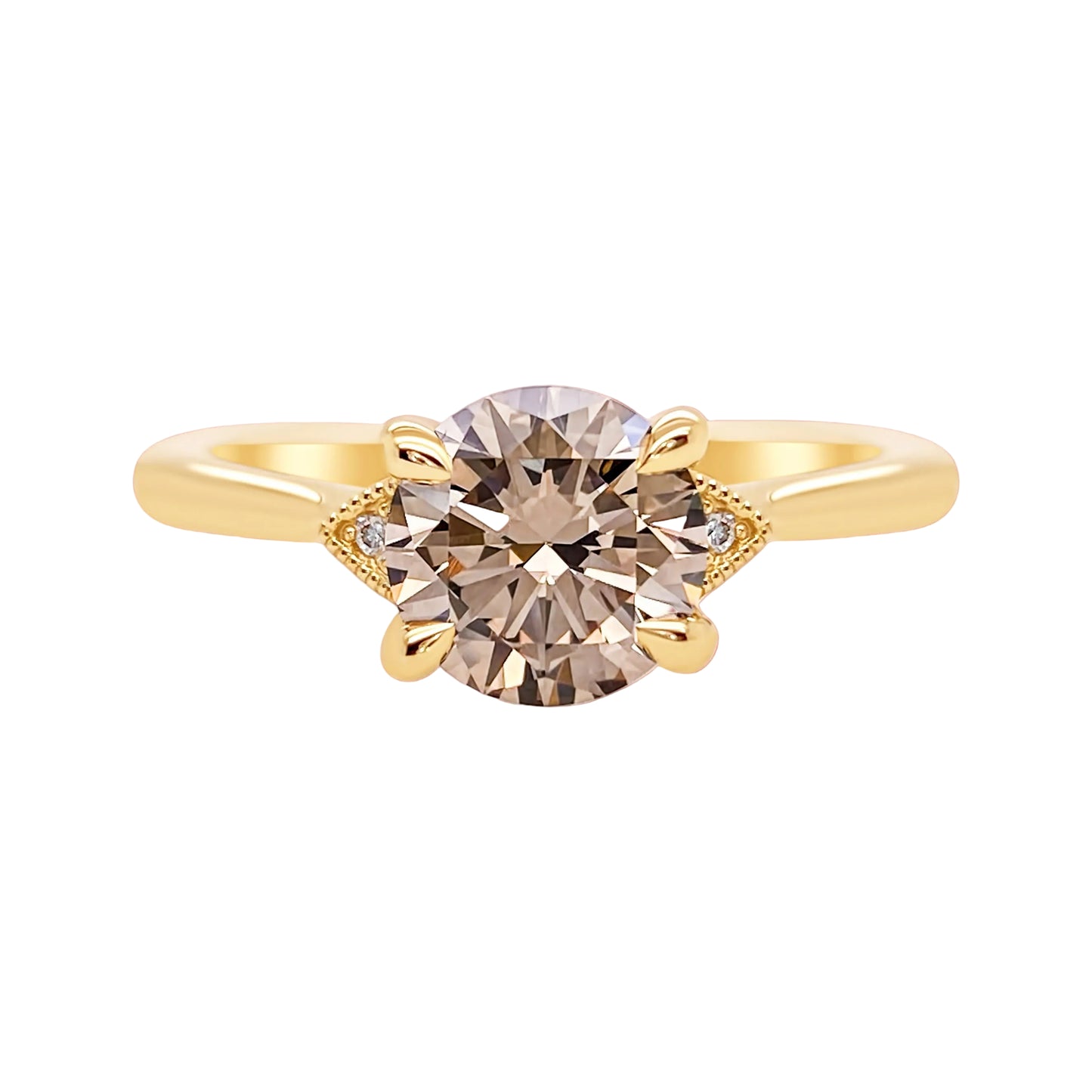 Gold ring with a champagne diamond 