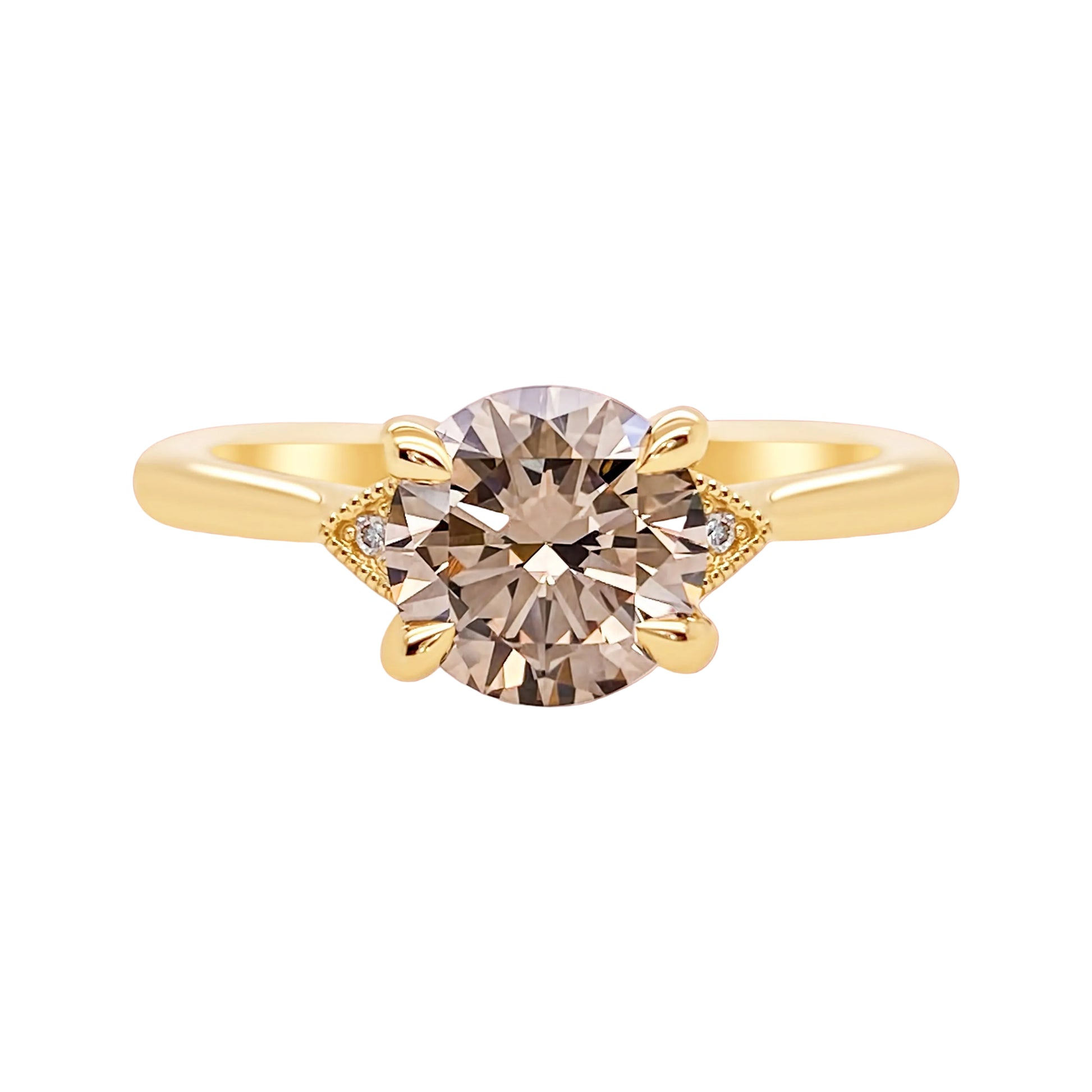 Gold ring with a champagne diamond 