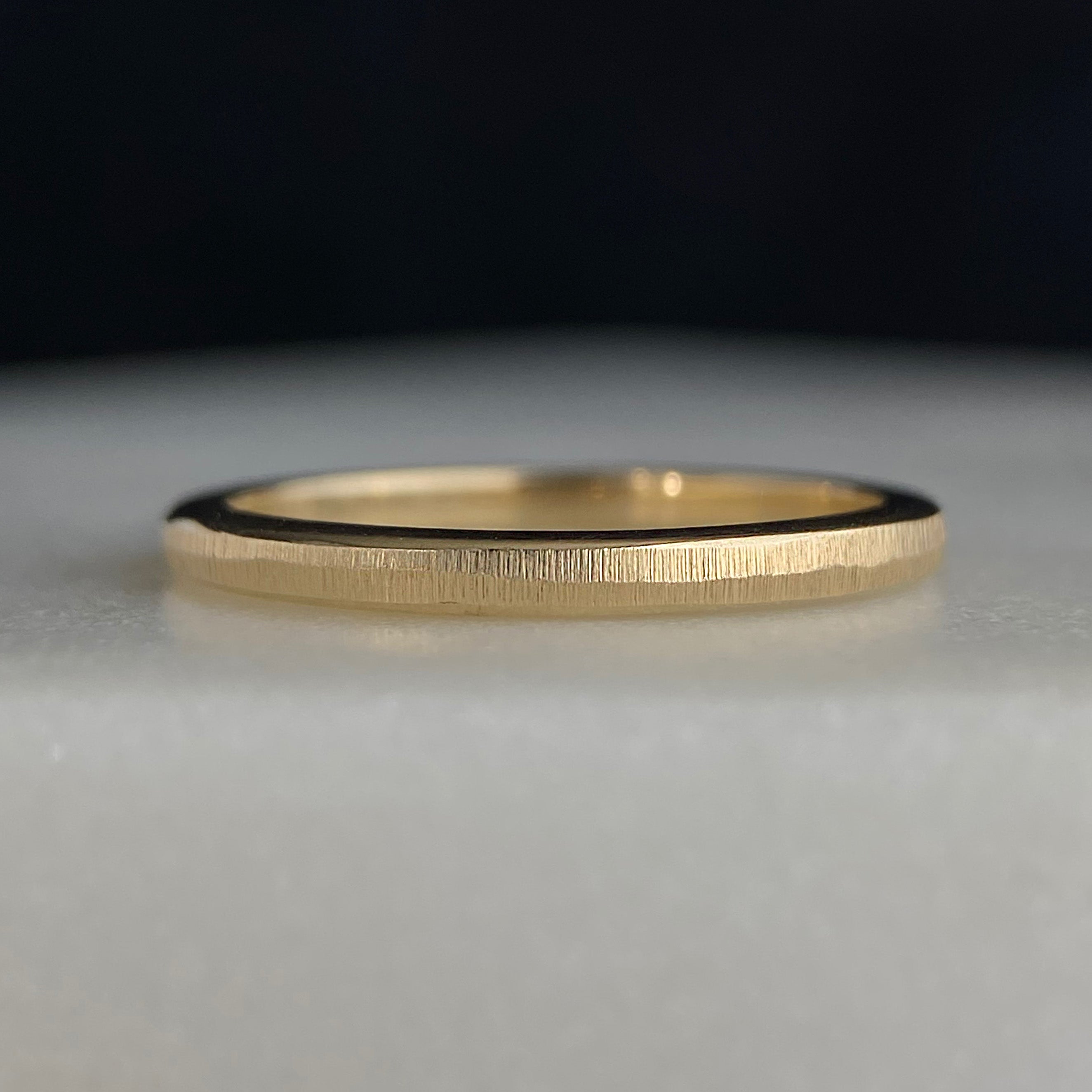 Thin milgrain hot sale wedding band